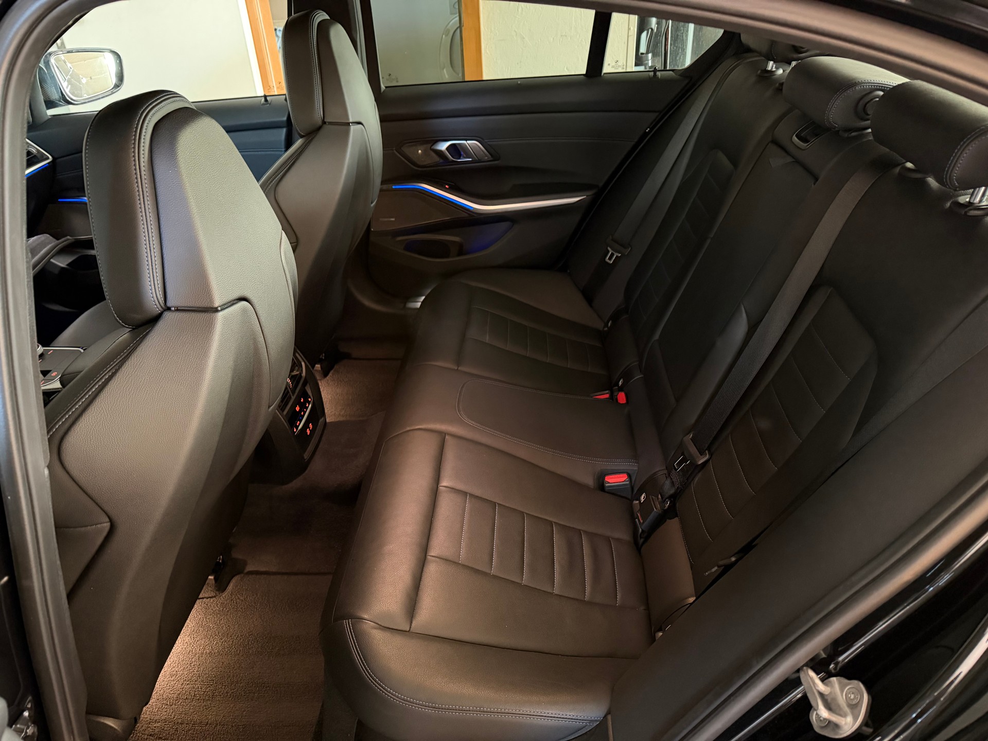 BMW M340i xDrive 48V Steptronic °° Performance°°-image-16