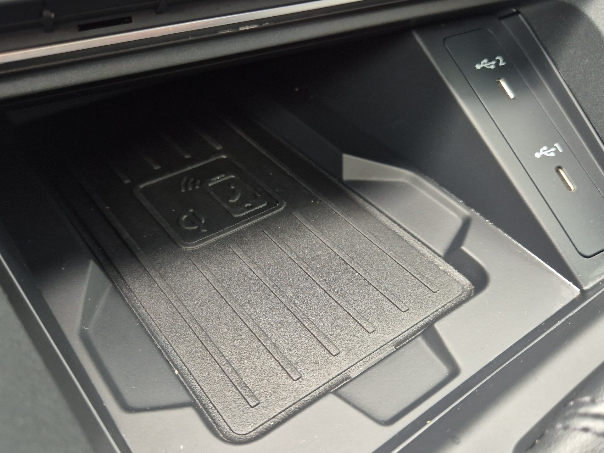 AUDI RS Q3 Sportback quattro S tronic-image-17