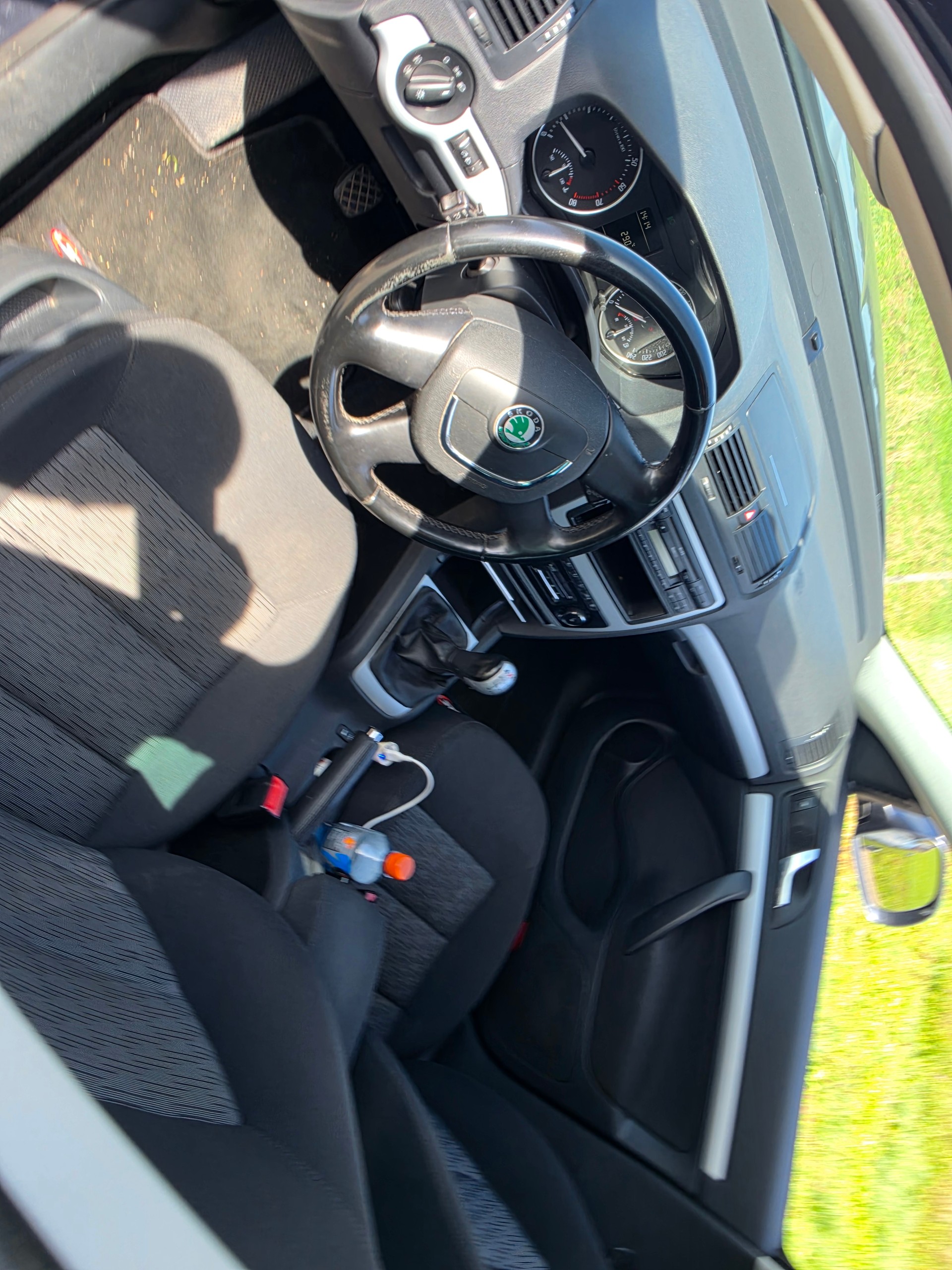 SKODA 1.8 T-FSI Stöckli 4x4-image-4