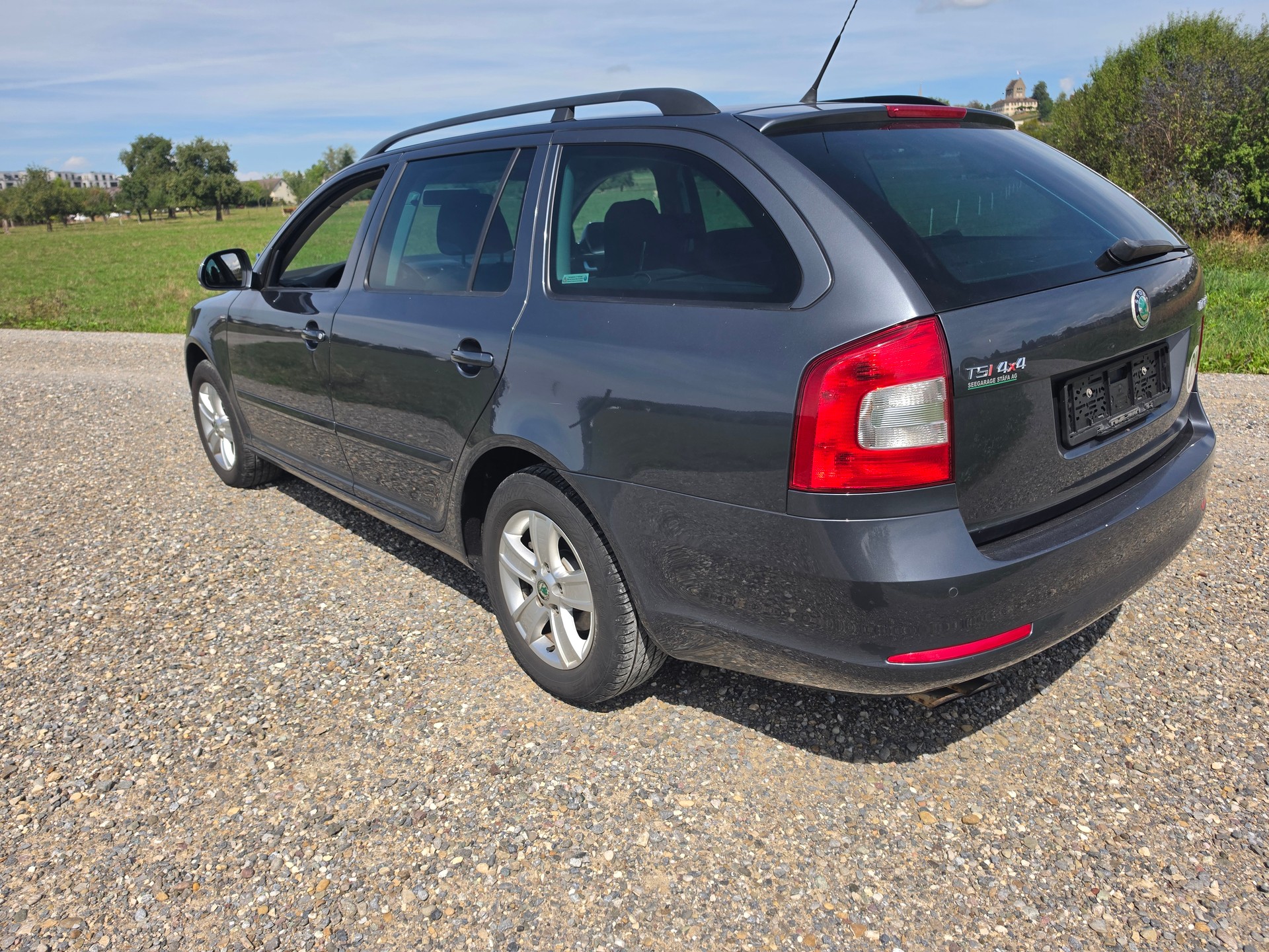 SKODA 1.8 T-FSI Stöckli 4x4-image-1