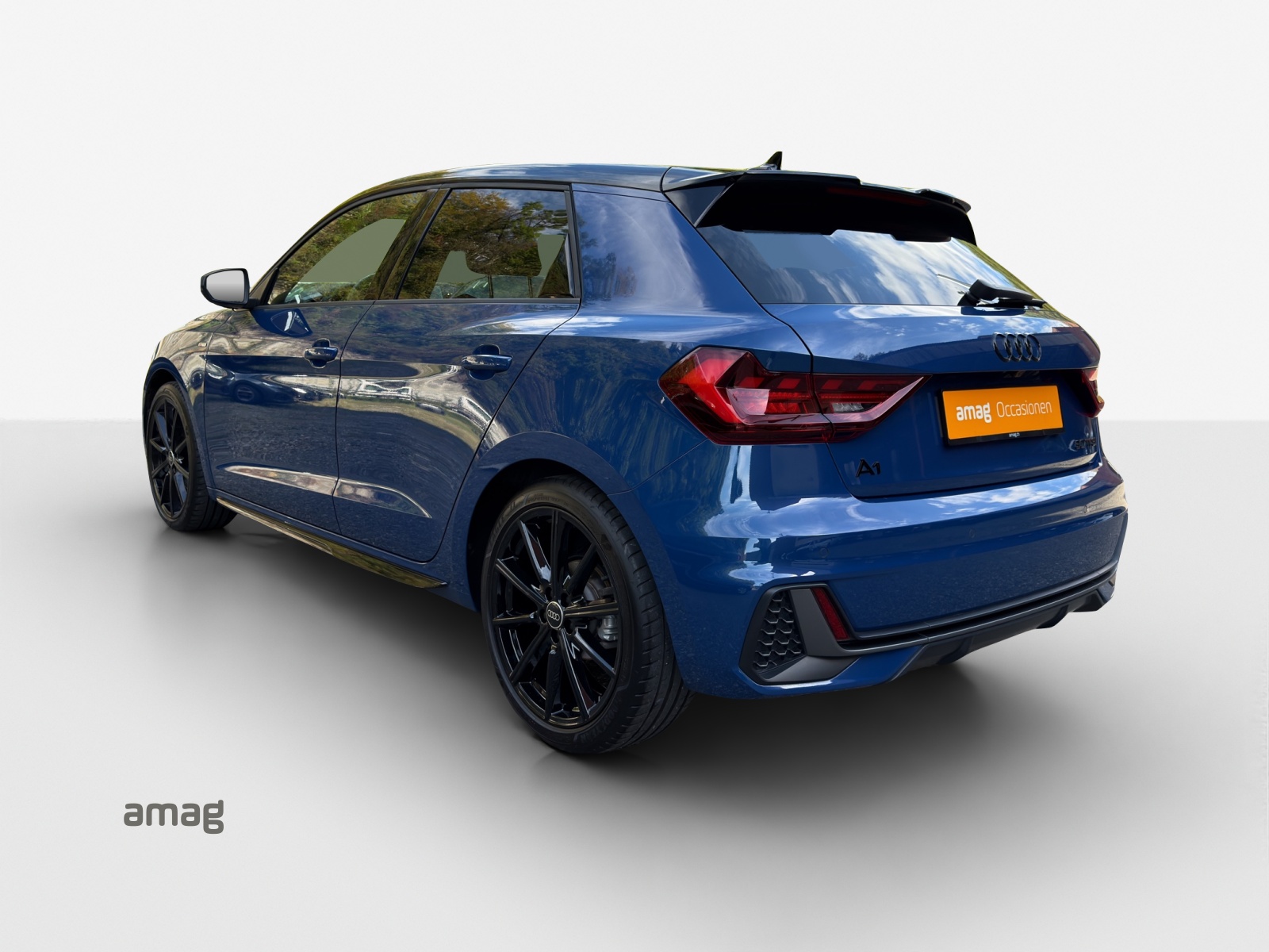 AUDI A1 Sportback 30 TFSI S Line Attraction S-tronic-image-2