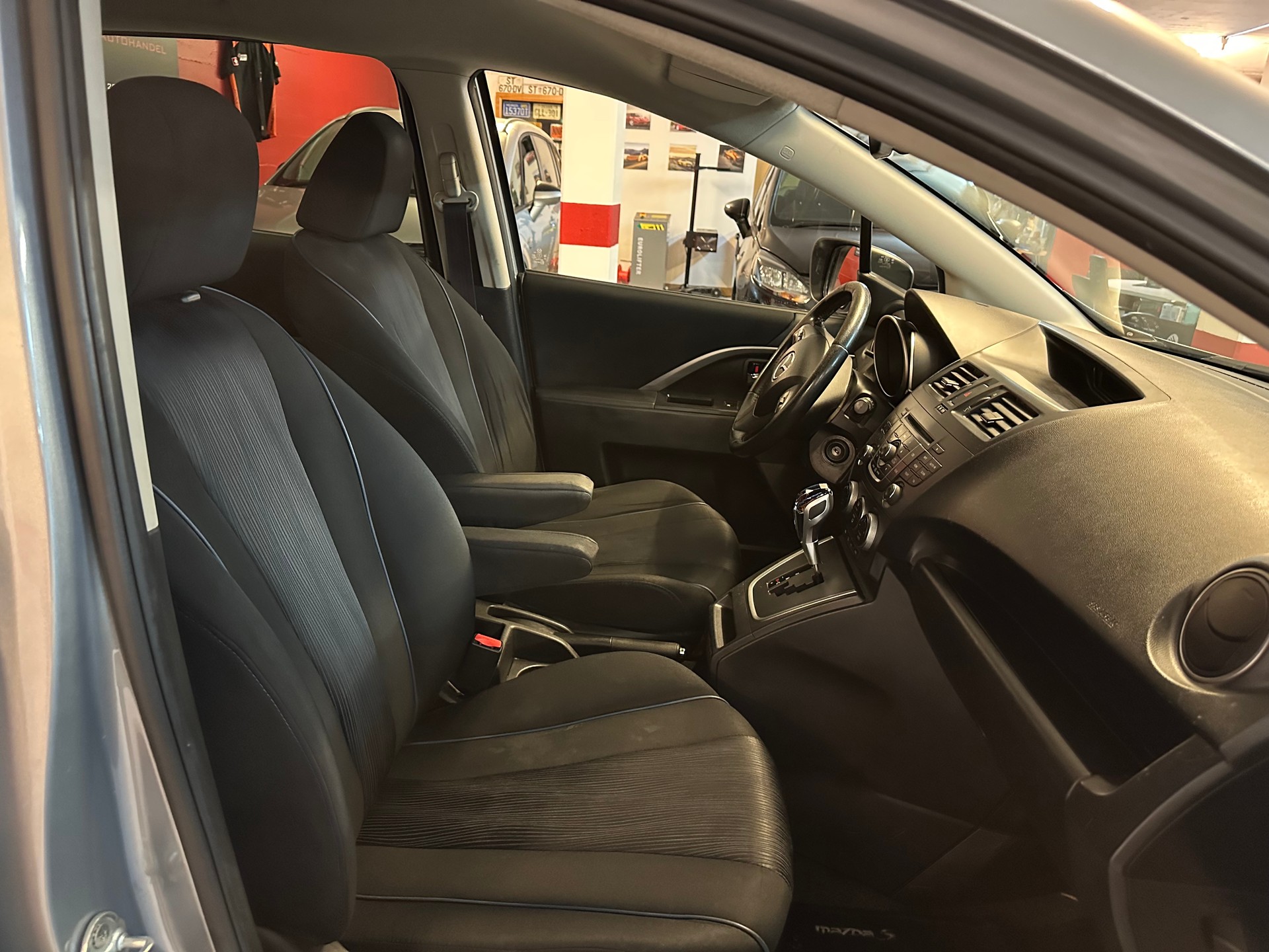 MAZDA 5 2.0 16V Exclusive Activematic-image-6