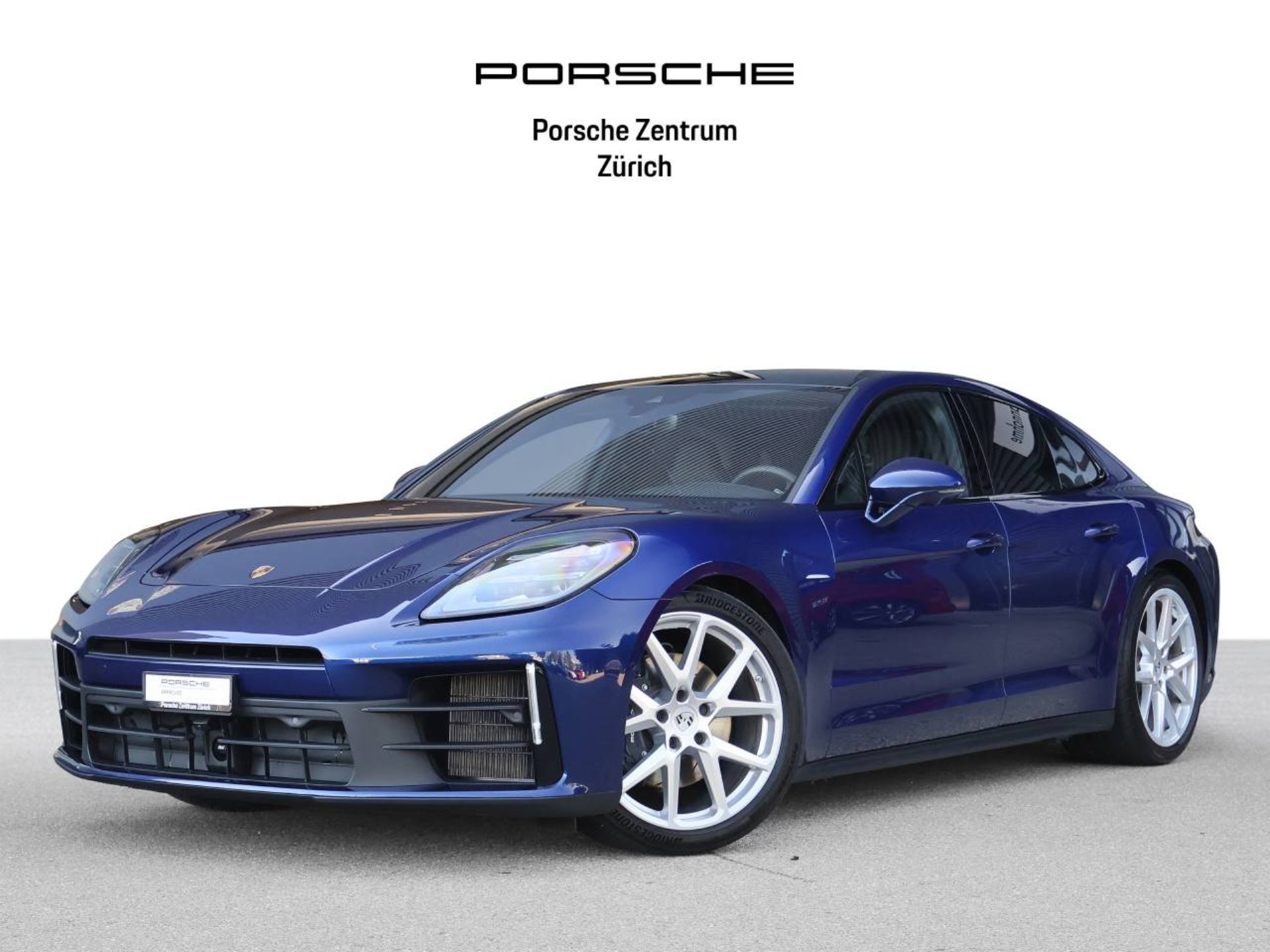 PORSCHE Panamera 4-image-0