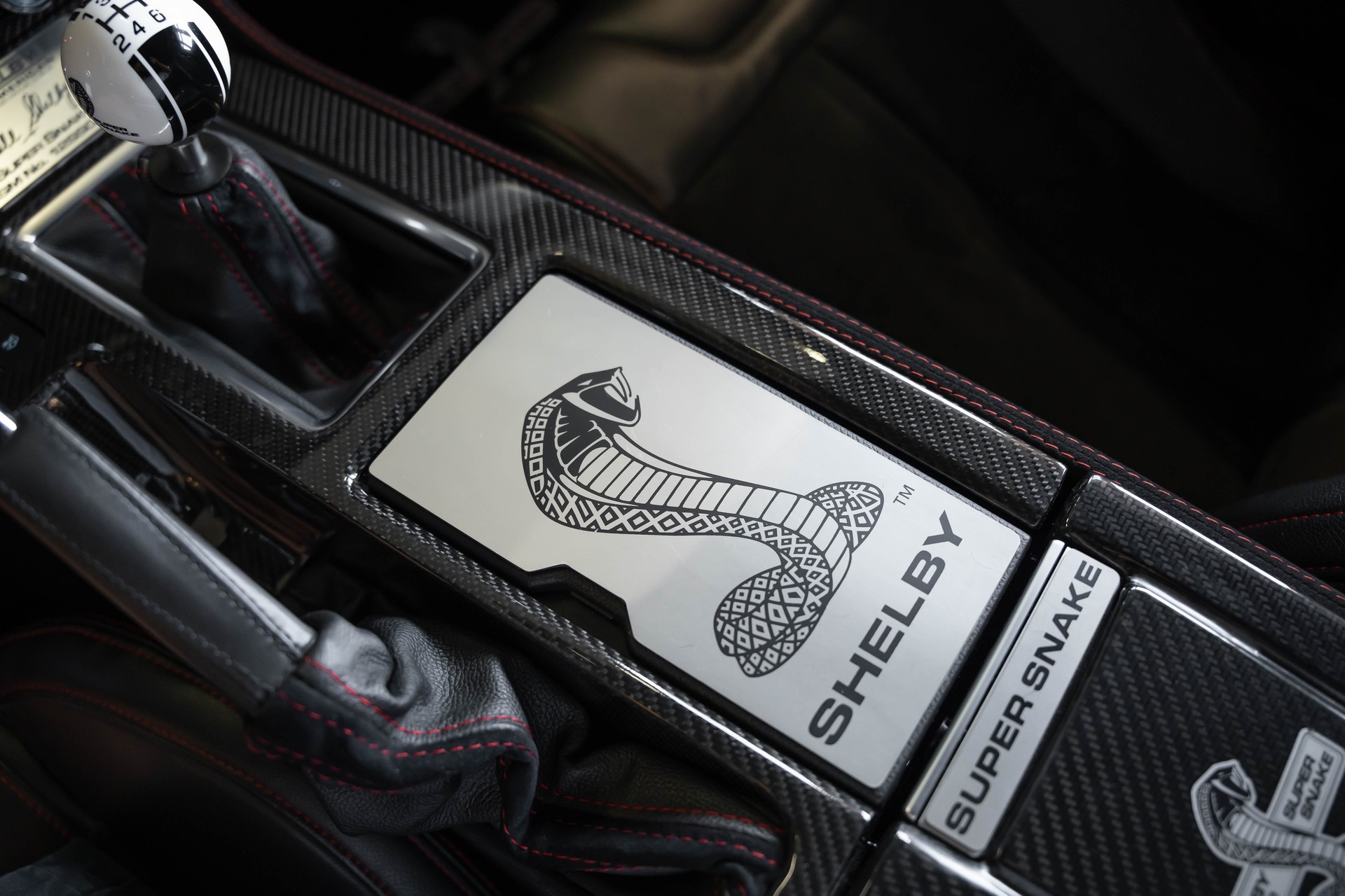 FORD MUSTANG Shelby GT 500 SuperSnake-image-24