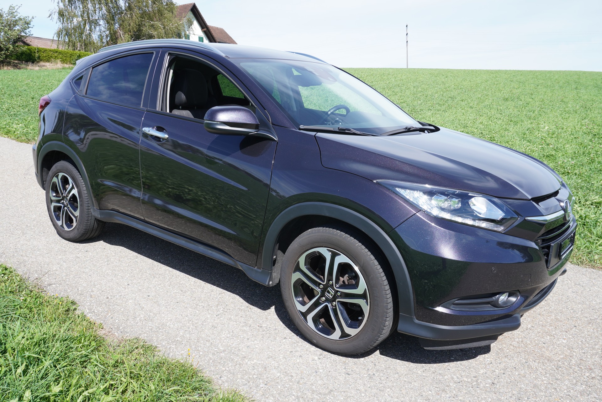 HONDA HR-V 1.5i-VTEC Executive CVT-image-2