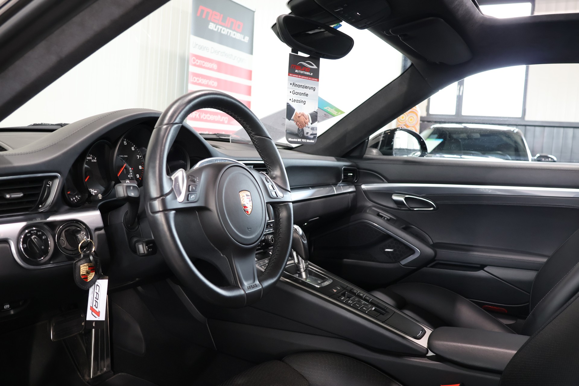 PORSCHE 911 Carrera 4S PDK-image-10