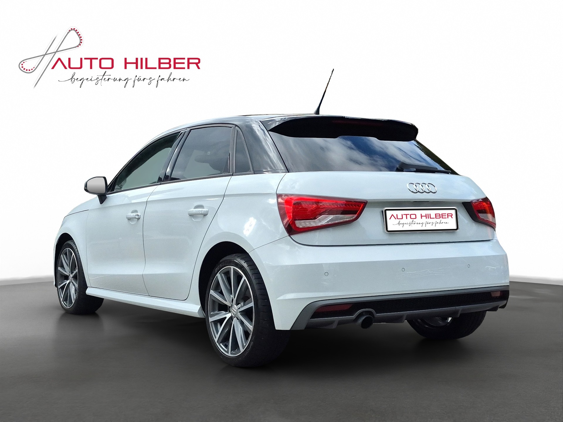 AUDI A1 Sportback 1.0 TFSI Sport-image-4