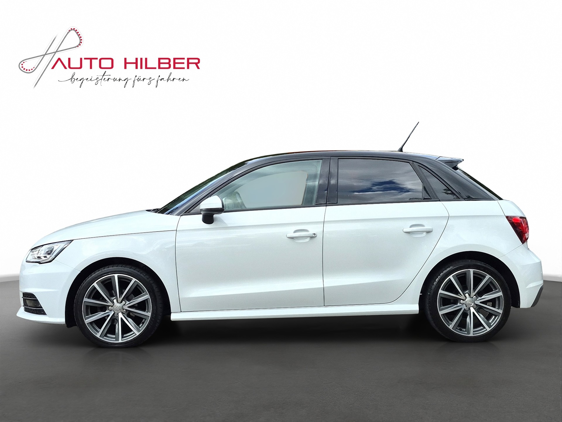 AUDI A1 Sportback 1.0 TFSI Sport-image-2