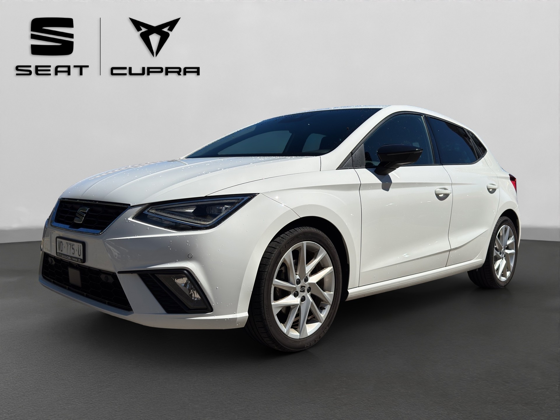 SEAT Ibiza 1.0 EcoTSI Hola FR DSG-image-0