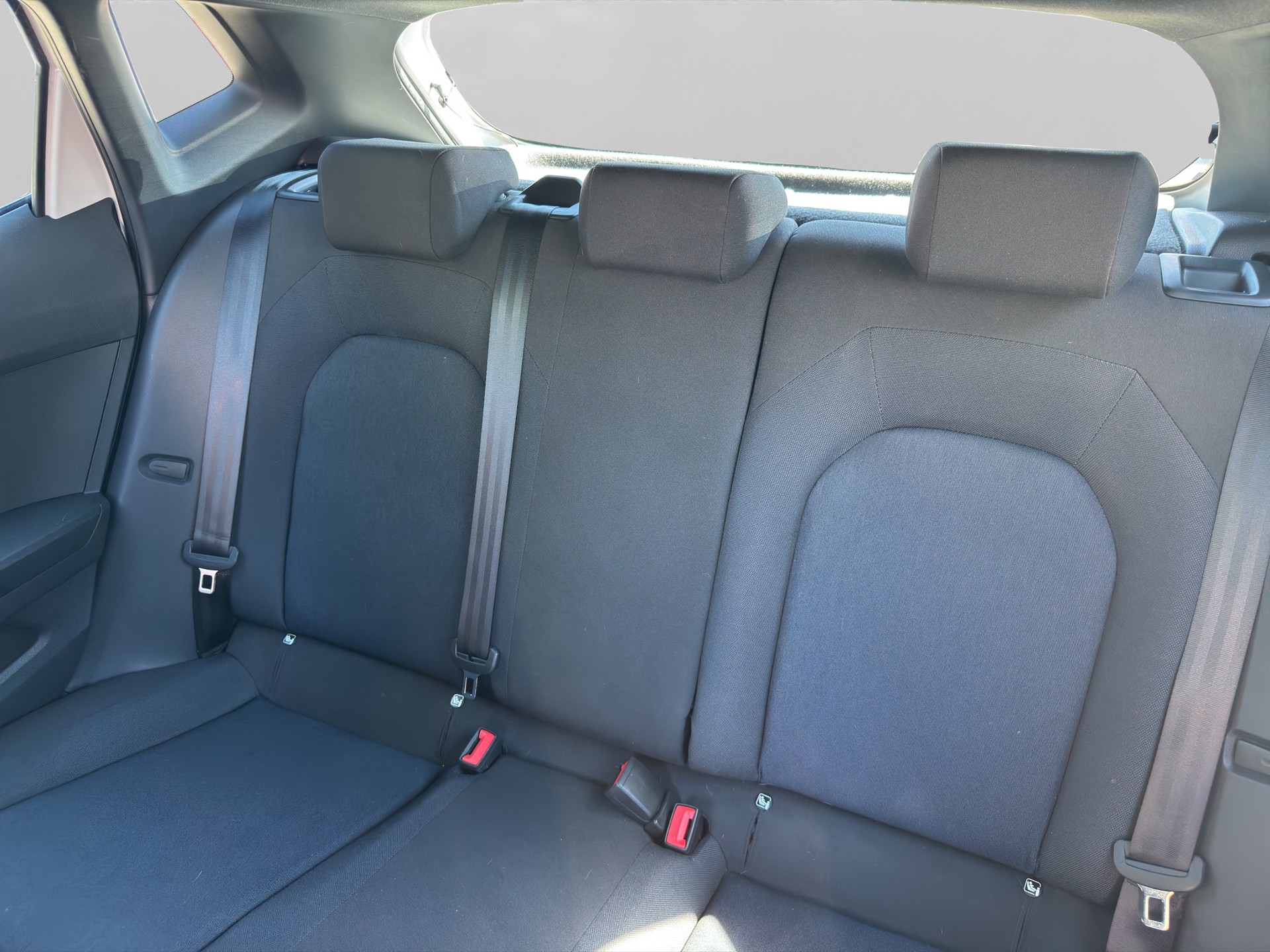 SEAT Ibiza 1.0 EcoTSI Hola FR DSG-image-9