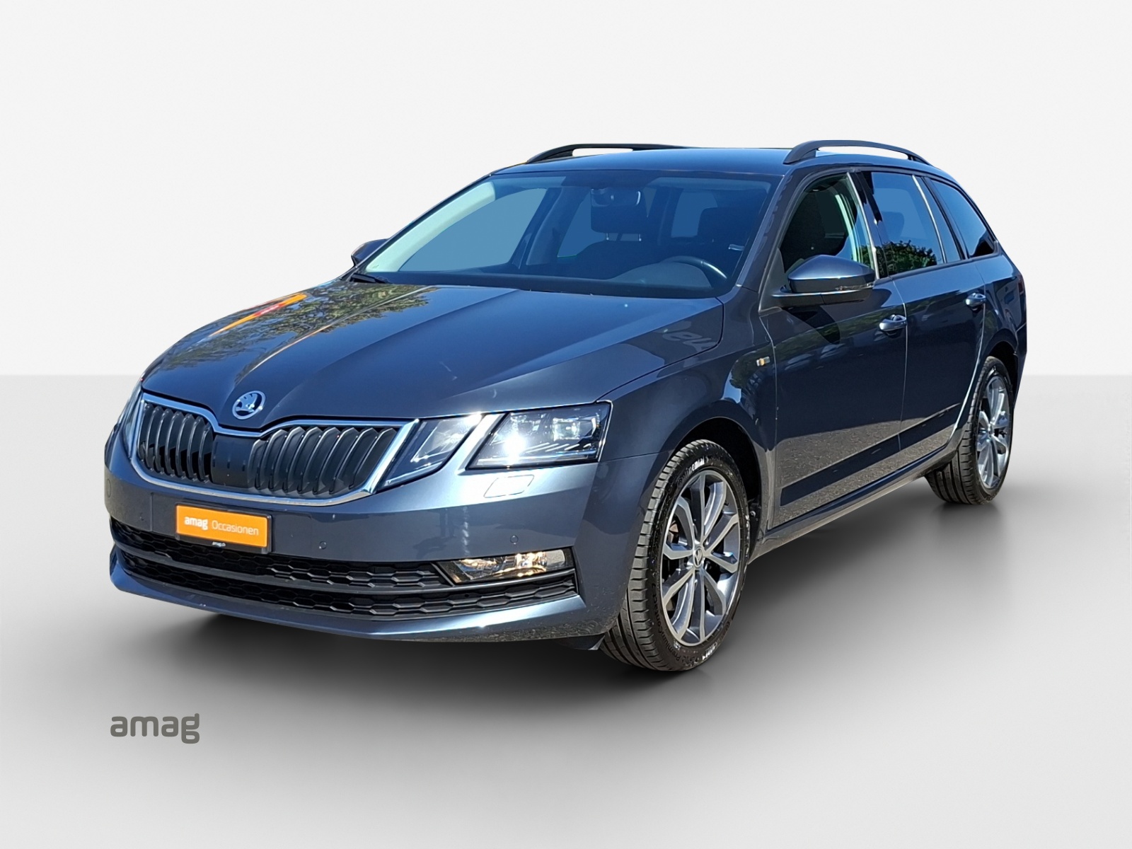 SKODA Octavia Combi 2.0 TSI Soleil 4x4 DSG-image-0