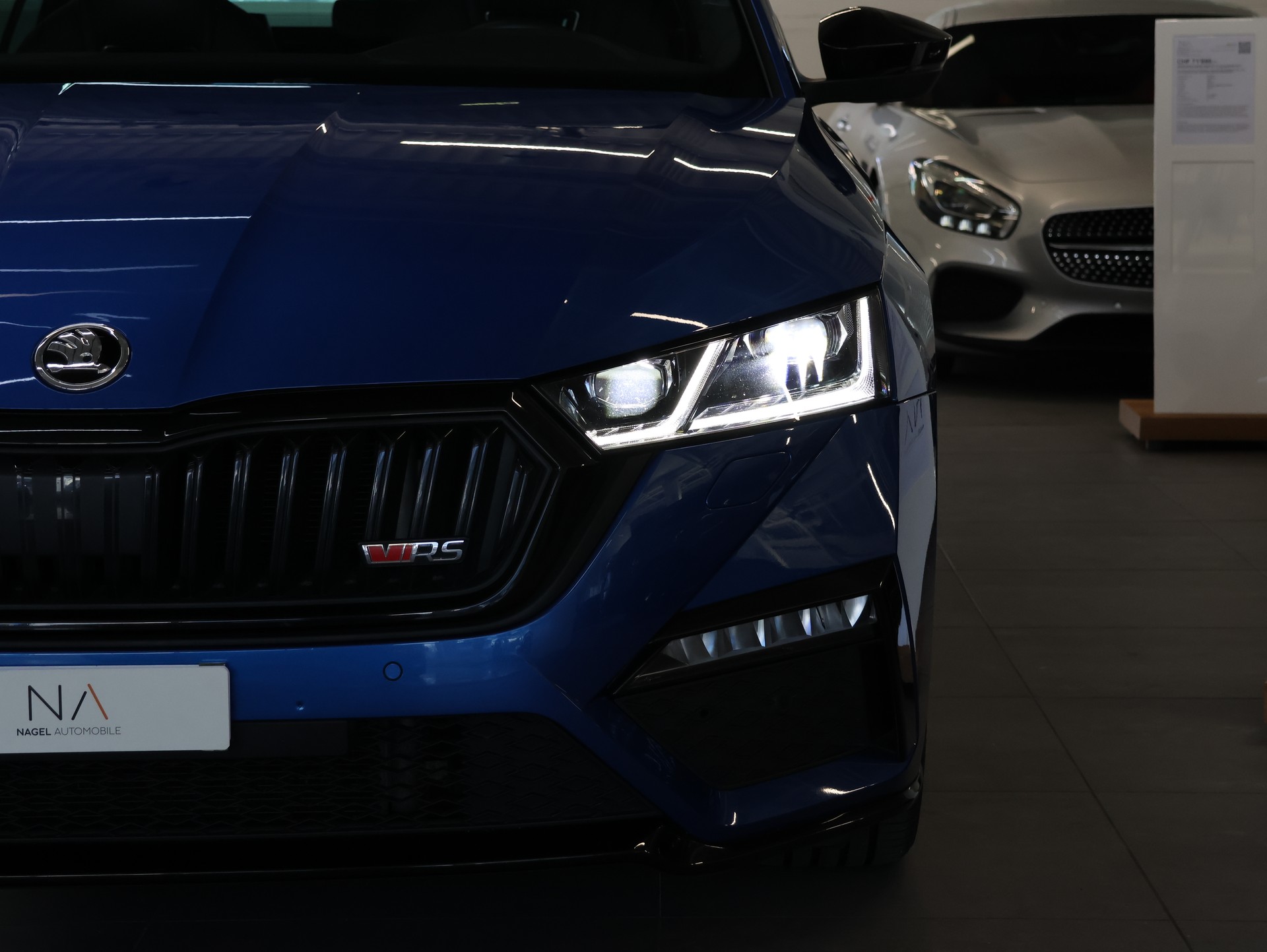 SKODA Octavia Combi 2.0 TSI DSG RS-showroom-element-3