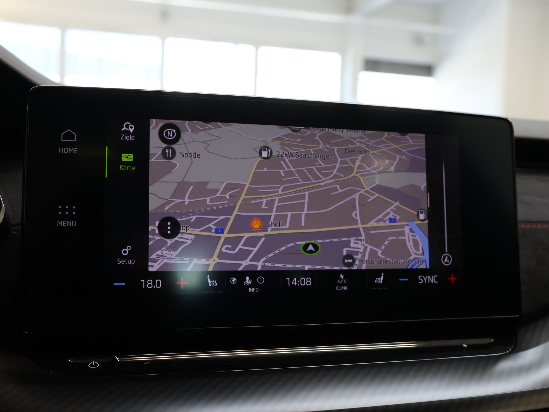 SKODA Octavia Combi 2.0 TSI DSG RS-image-26