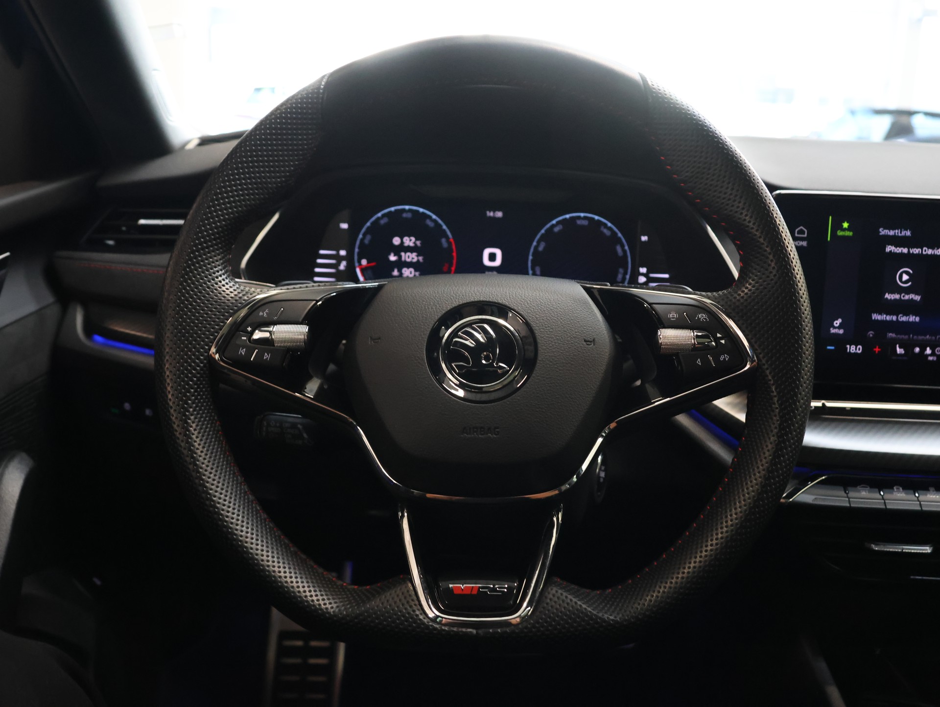 SKODA Octavia Combi 2.0 TSI DSG RS-image-20