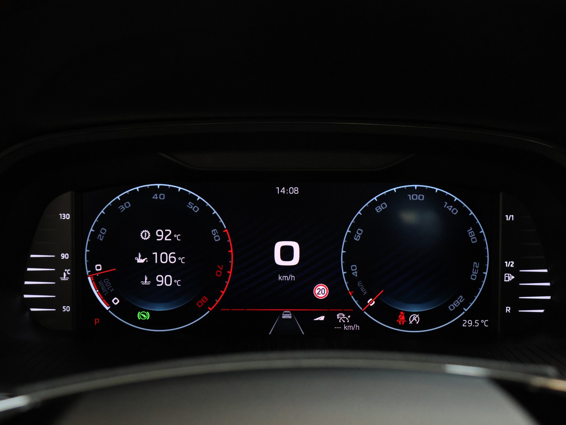 SKODA Octavia Combi 2.0 TSI DSG RS-image-21