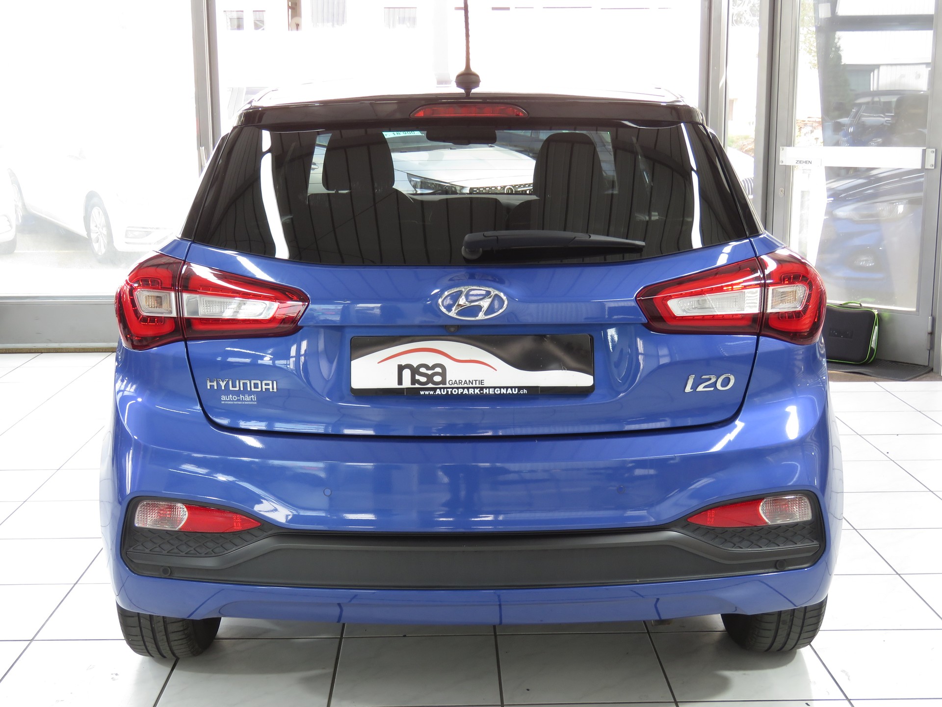 HYUNDAI i20 1.0 T-GDi Amplia DCT Automat-image-4