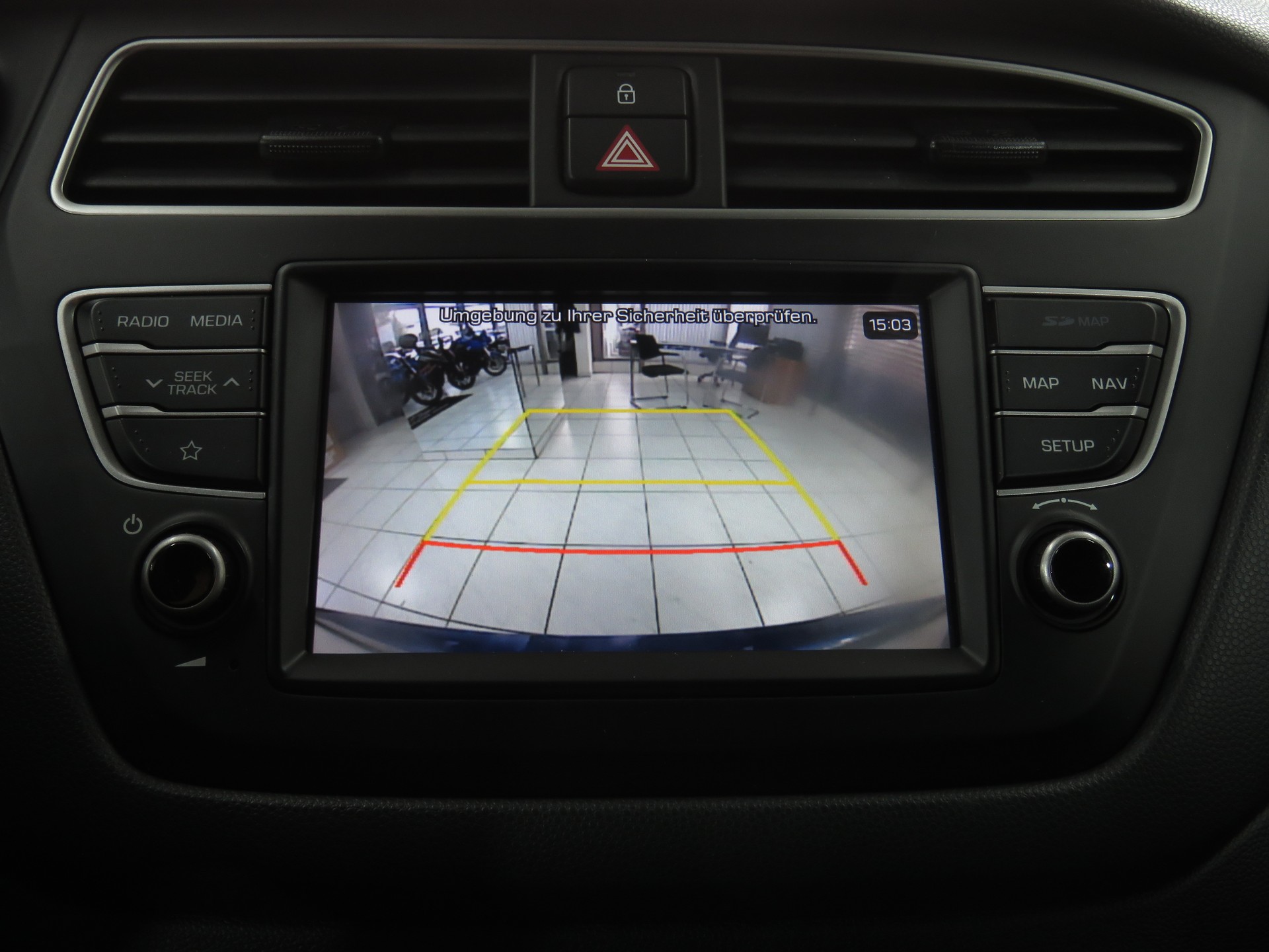 HYUNDAI i20 1.0 T-GDi Amplia DCT Automat-image-19
