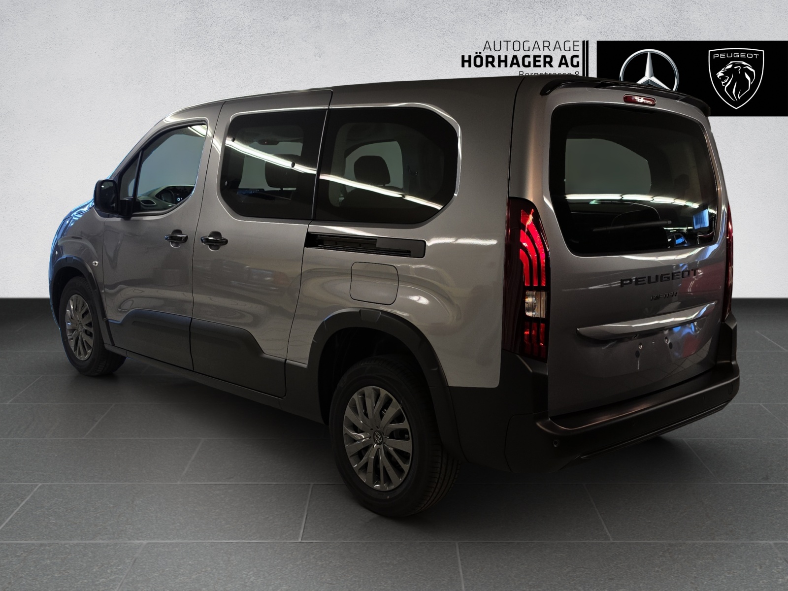 PEUGEOT Rifter Long 1.5 BlueHDi Family Edition EAT8-image-4