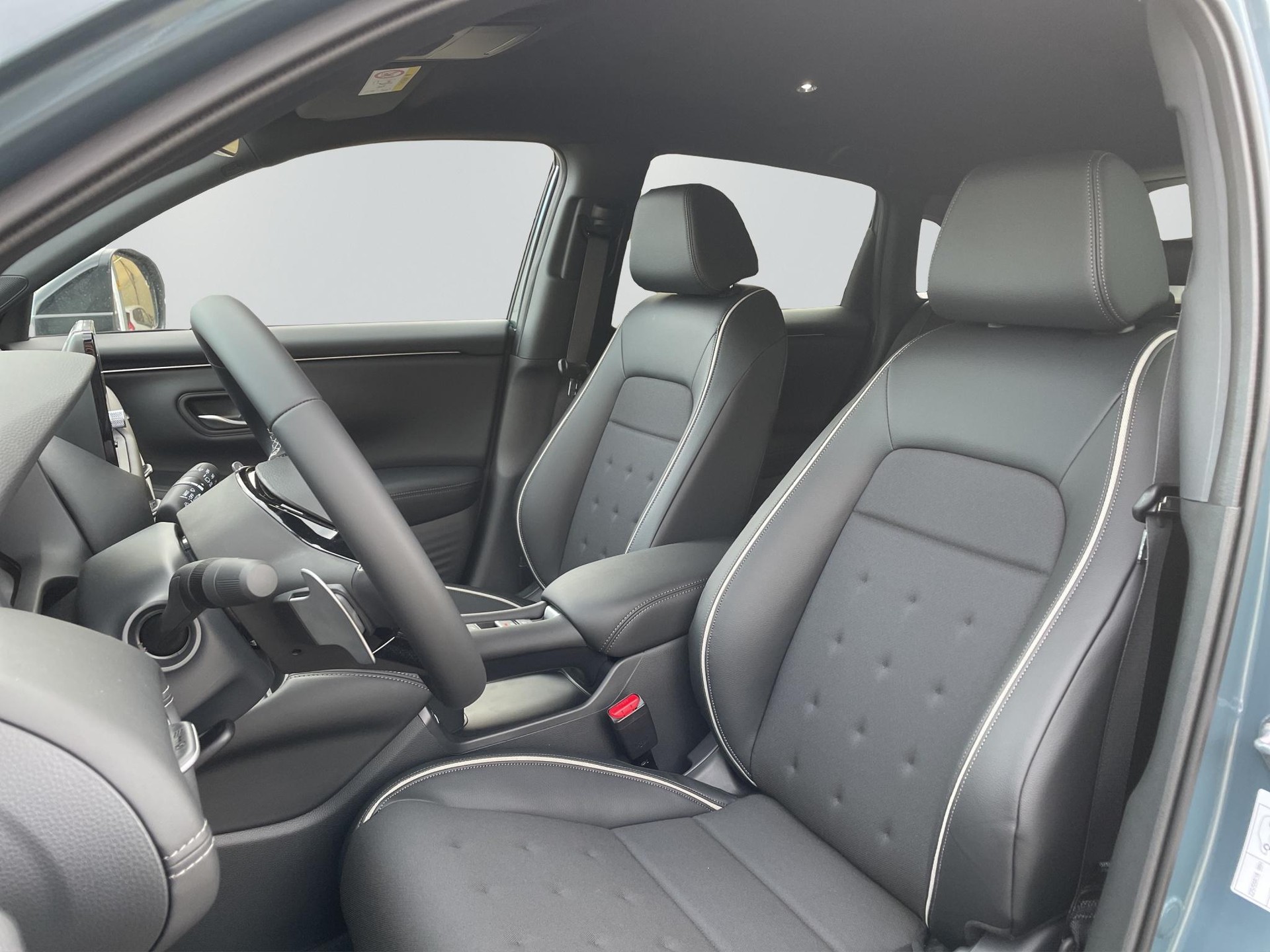 HONDA ZR-V 2.0 i-MMD Sport-image-9