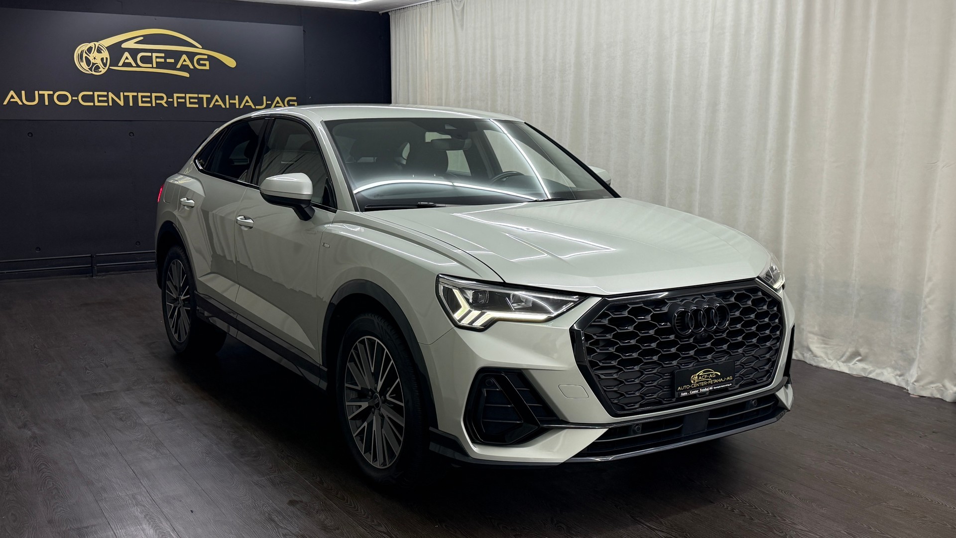 AUDI Q3 Sportback 35 TFSI S line Attraction S-tronic-image-2