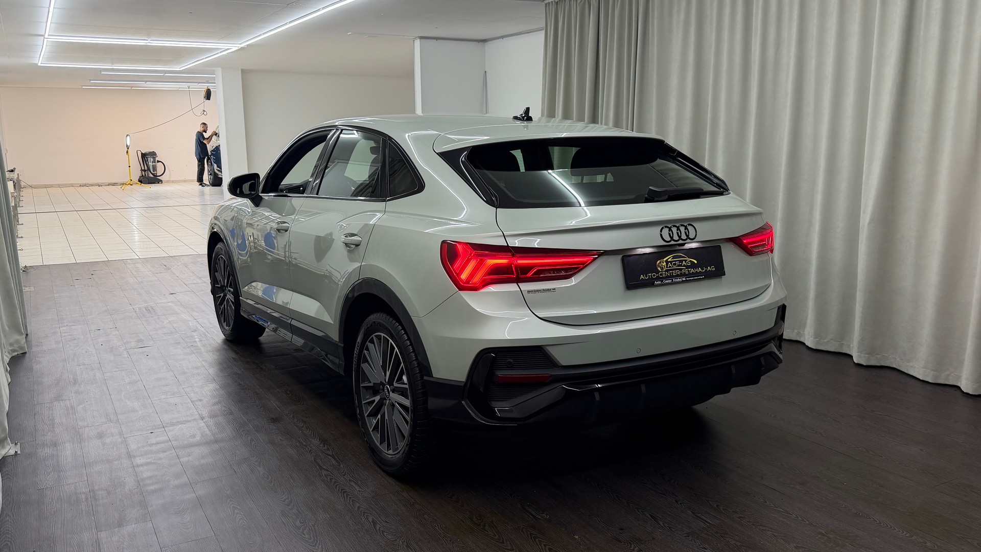 AUDI Q3 Sportback 35 TFSI S line Attraction S-tronic-image-5