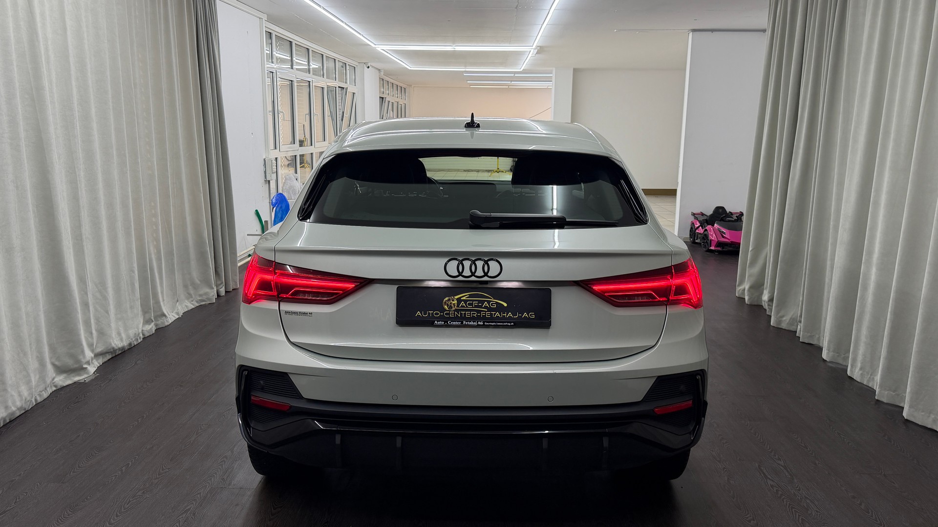 AUDI Q3 Sportback 35 TFSI S line Attraction S-tronic-image-4