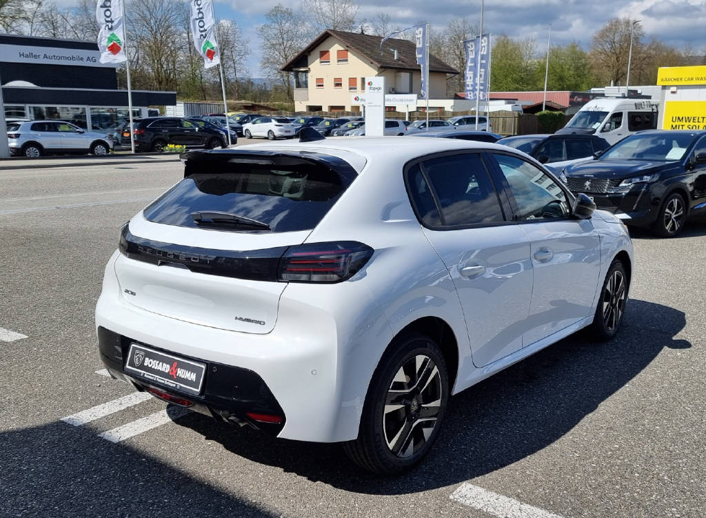 PEUGEOT 208 1.2 Hybrid Allure Premium-image-1