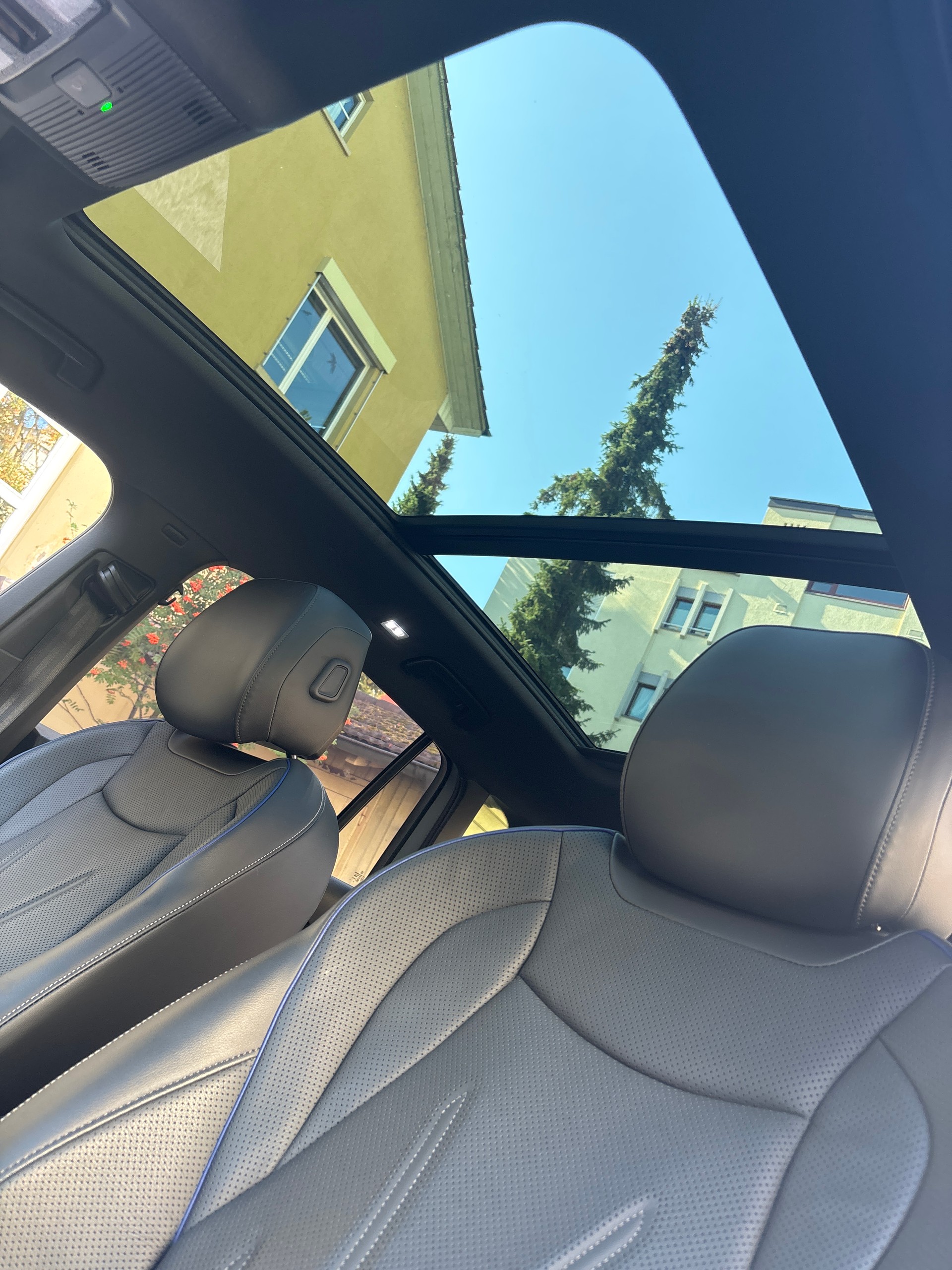 VW 2.0 TDI SCR R-Line DSG 4motion-image-4