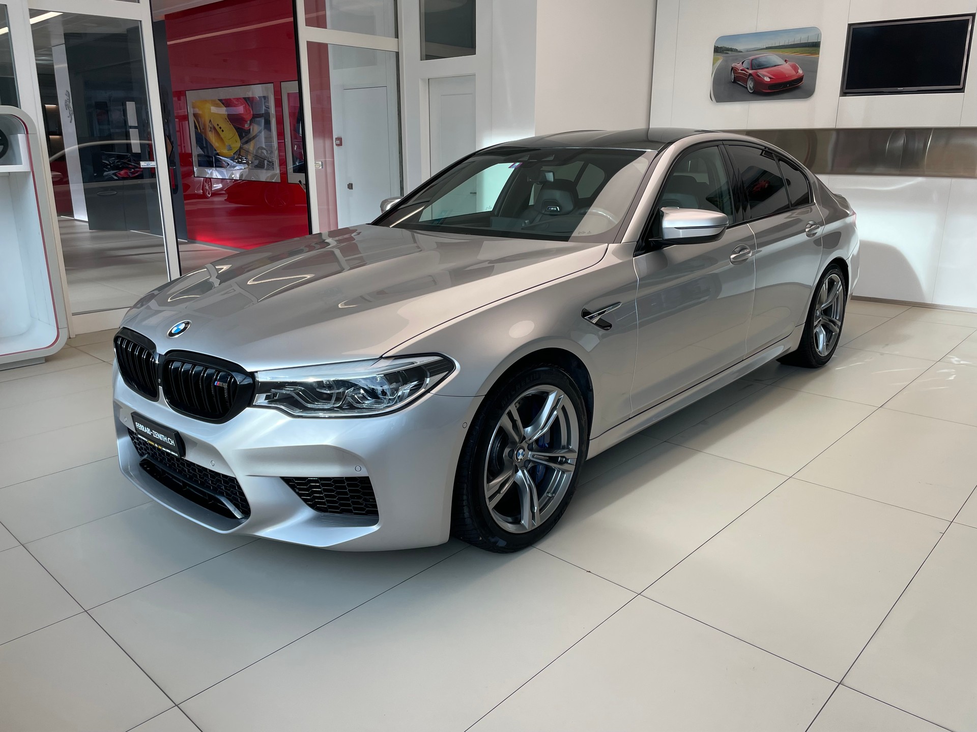 BMW M5 xDrive Drivelogic-image-0