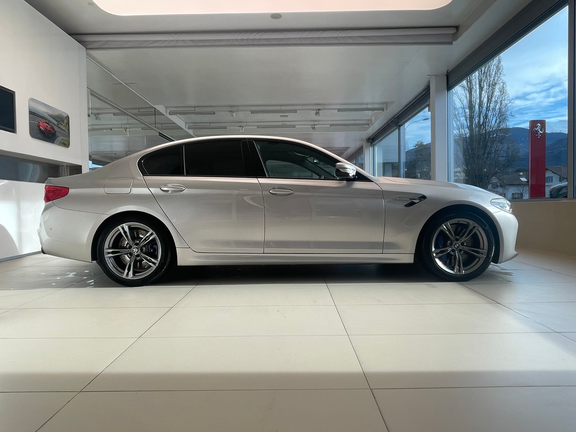 BMW M5 xDrive Drivelogic-image-3