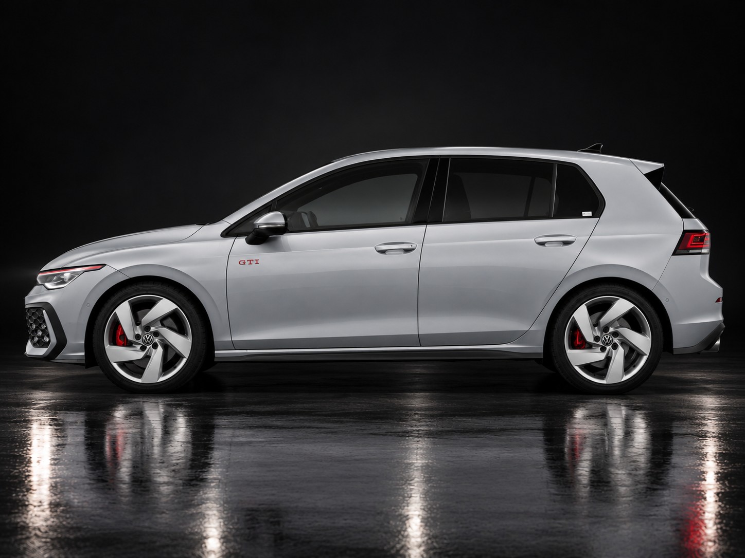 VW Golf 2.0 TSI GTI DSG-image-2