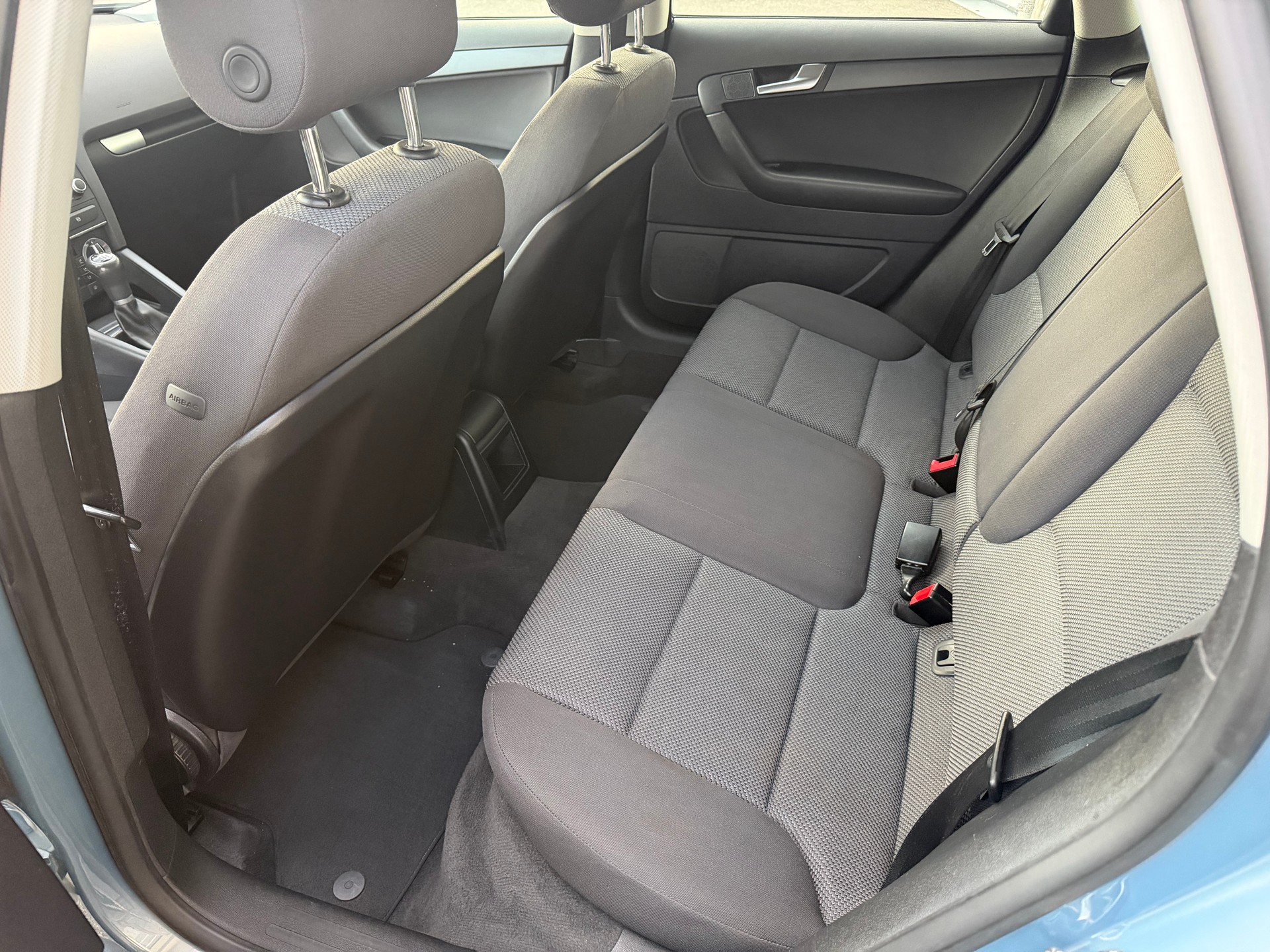 AUDI A3 Sportback 2.0 TDI Attraction quattro-image-6