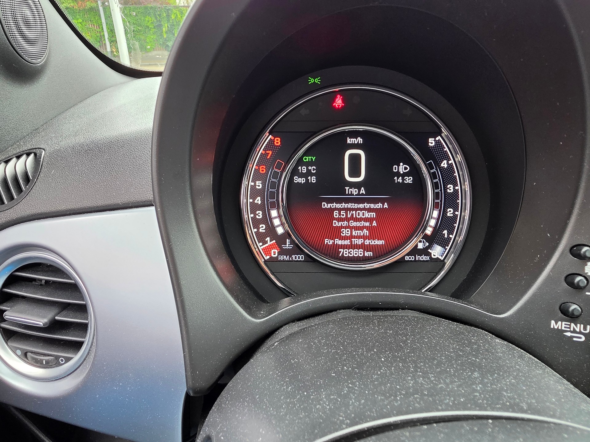 FIAT 500C 1.2 Pop Star-image-10