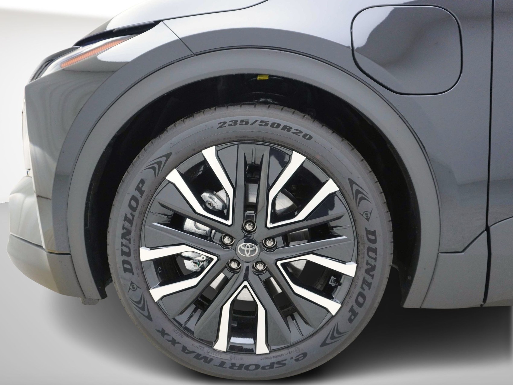 TOYOTA C-HR+ Style AWD-image-5