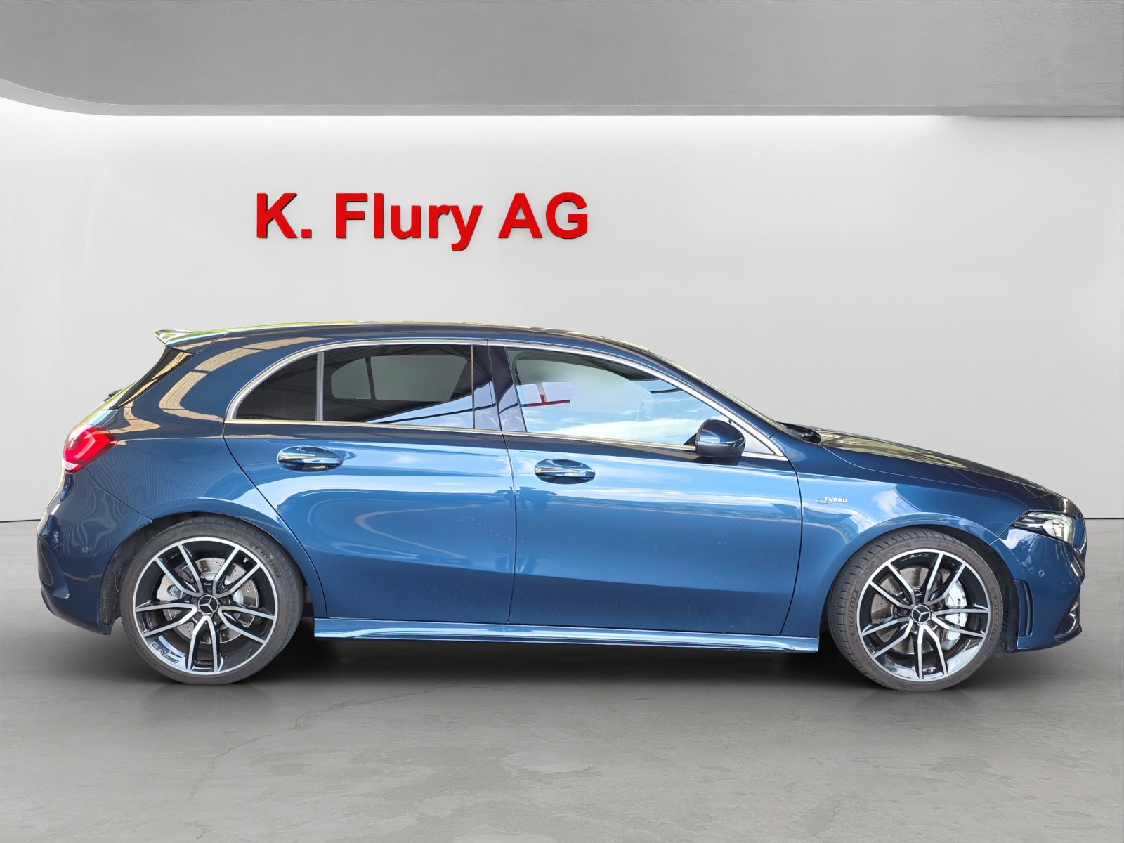 MERCEDES-BENZ A 35 AMG 4matic-image-5