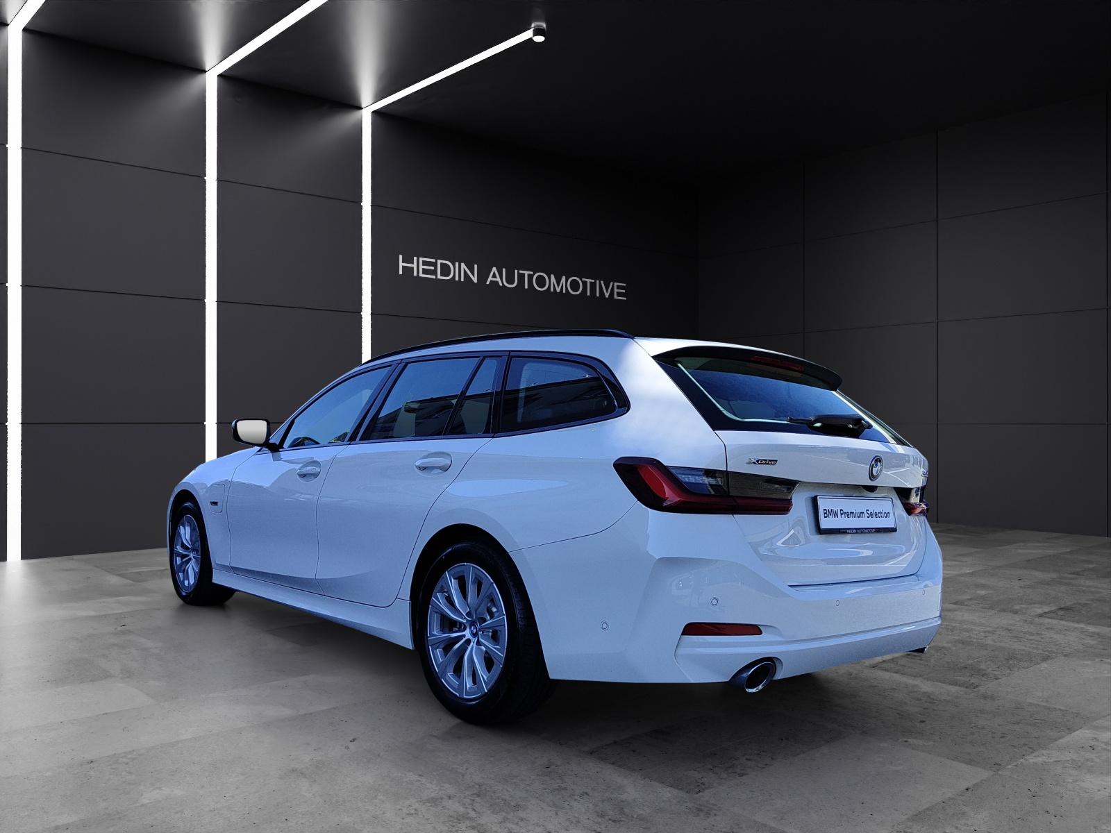 BMW 3er Reihe G21 Touring 330e xDrive-image-3