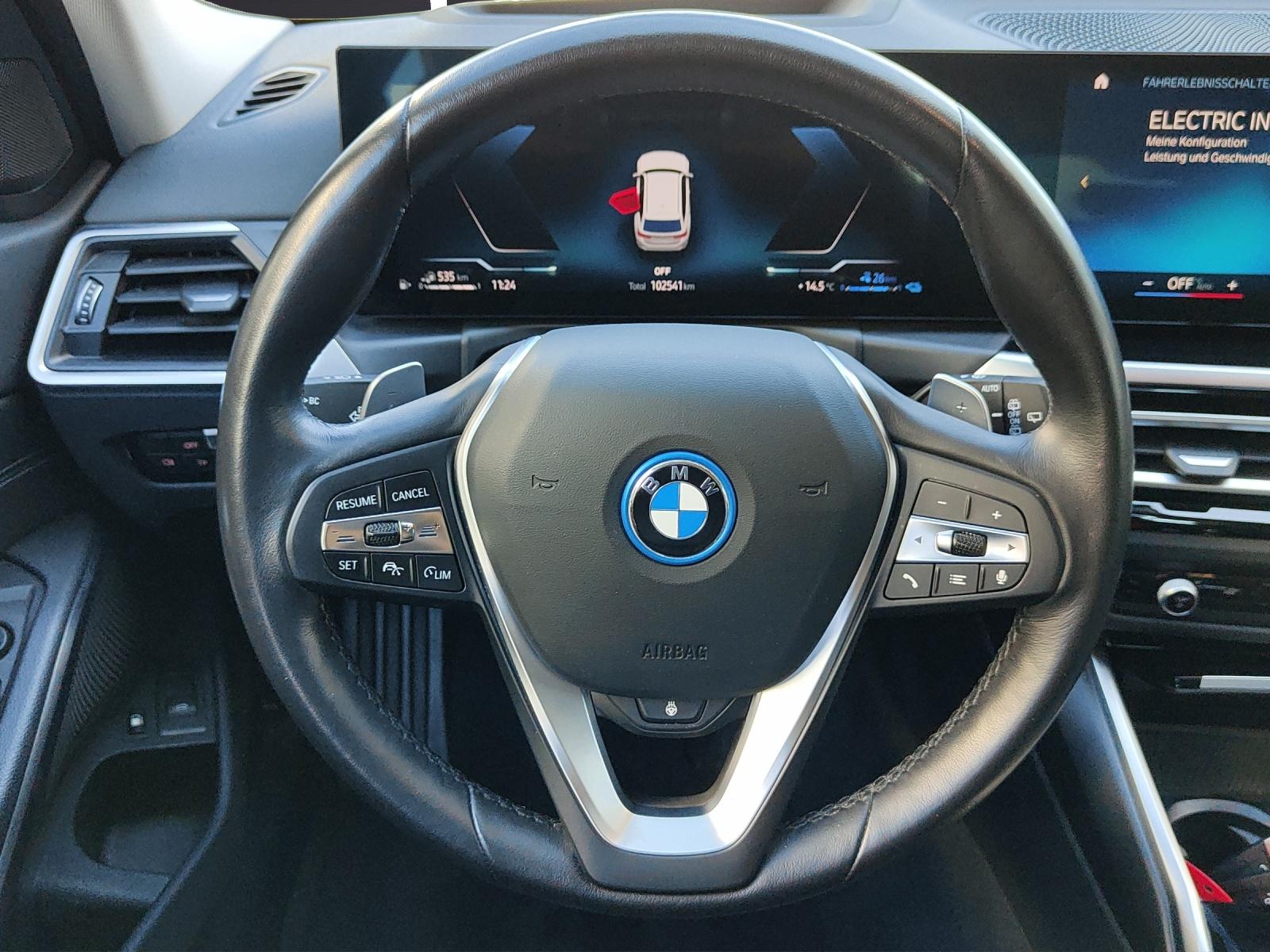 BMW 3er Reihe G21 Touring 330e xDrive-image-11