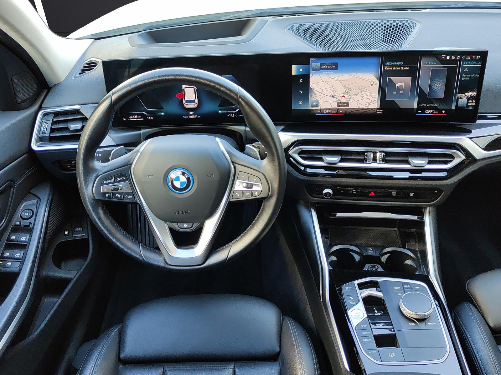 BMW 3er Reihe G21 Touring 330e xDrive-image-18
