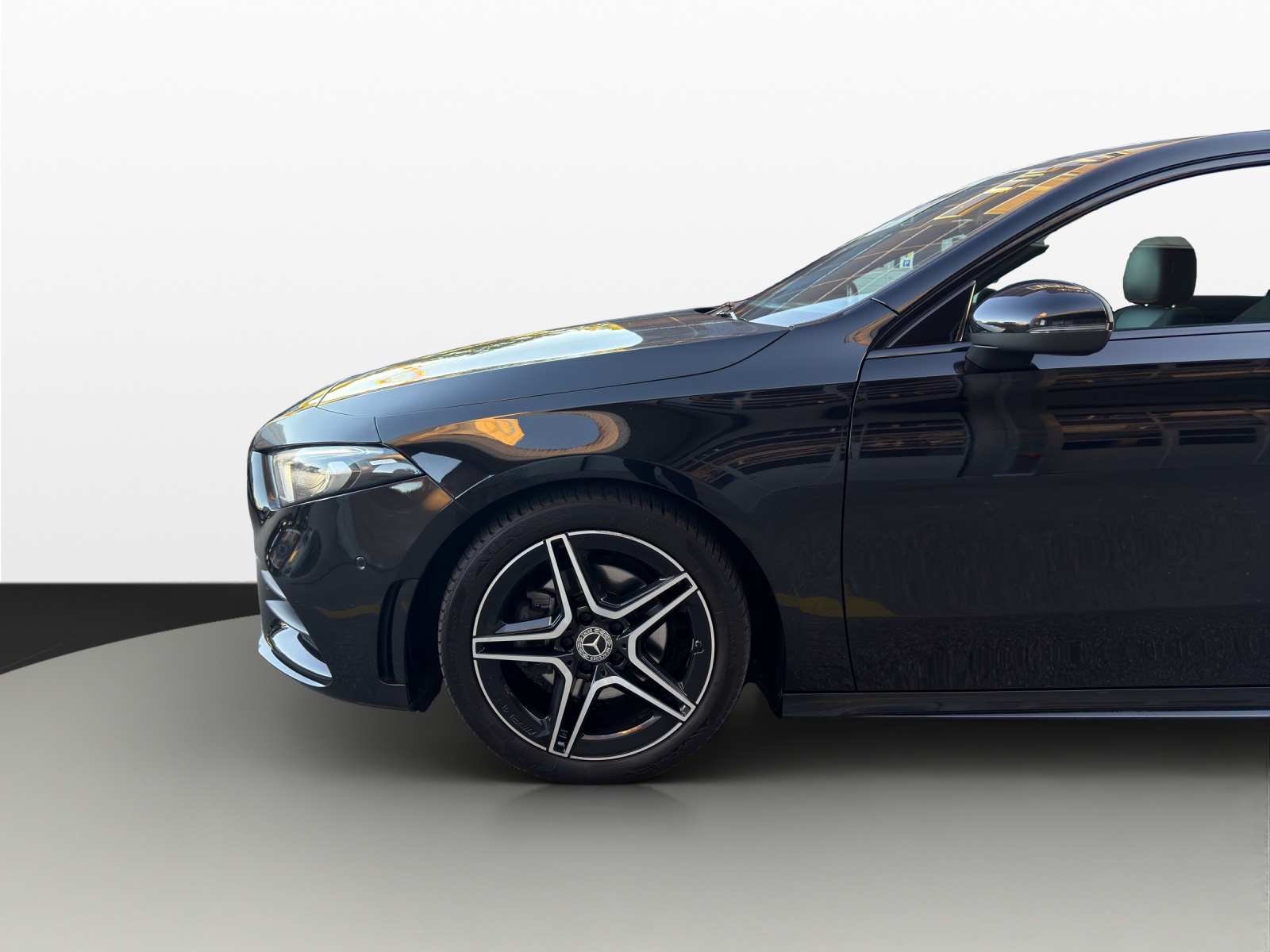 MERCEDES-BENZ A 200 d AMG Line 8G-DCT-image-20