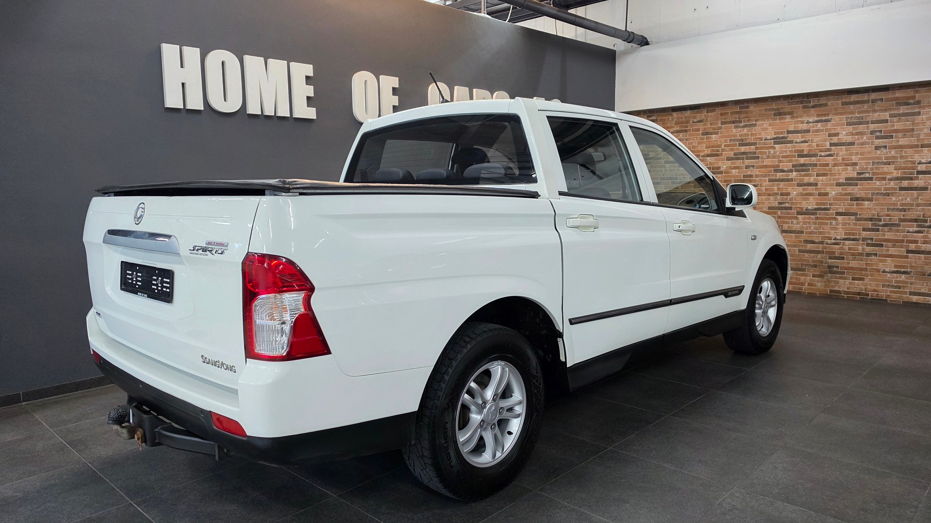KGM-SsangYong Actyon Sports FR 2.0 Sapphire 4WD A-image-10
