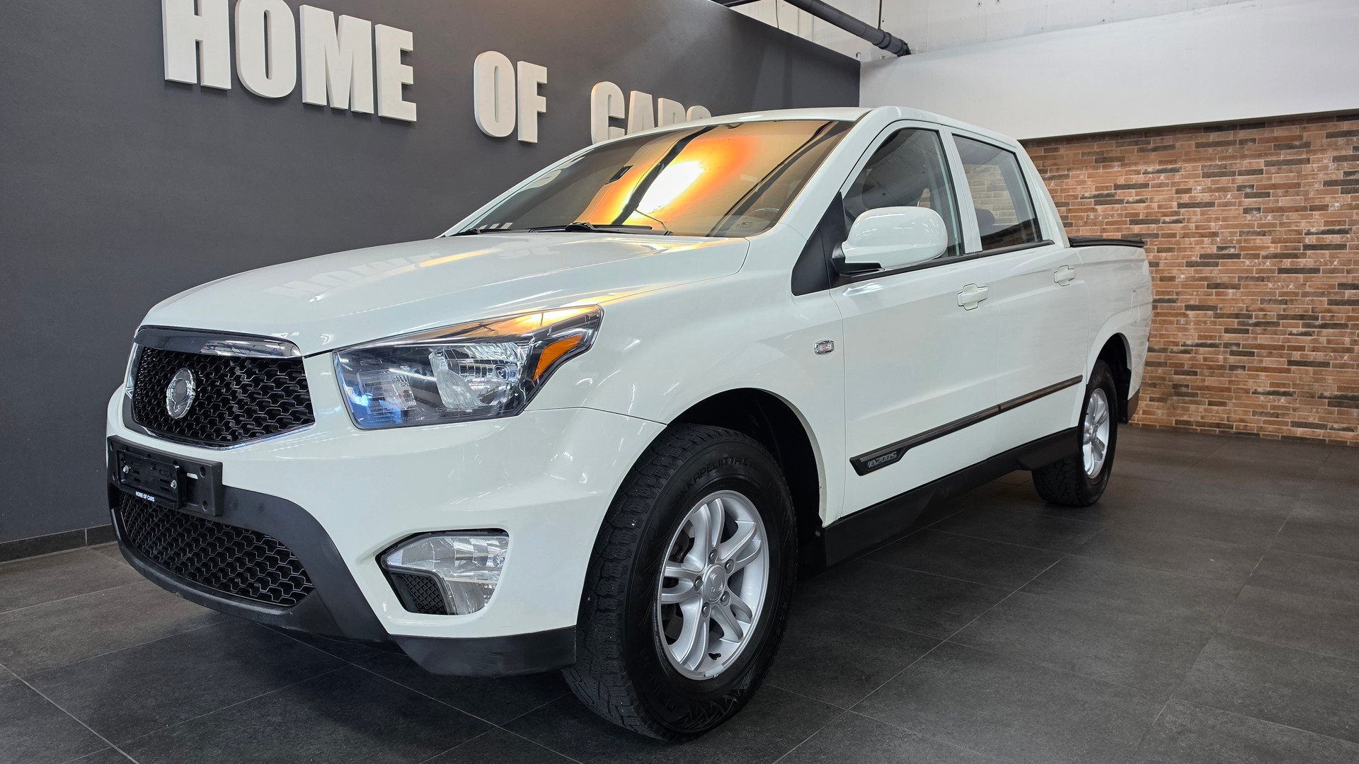 KGM-SsangYong Actyon Sports FR 2.0 Sapphire 4WD A-image-1