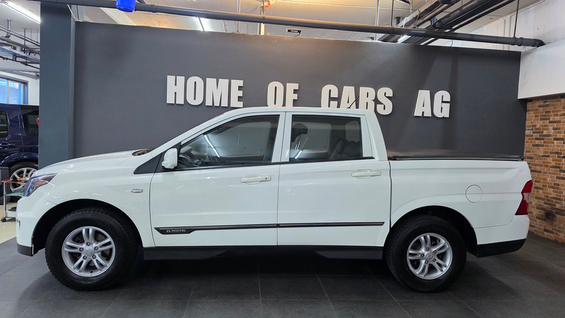 KGM-SsangYong Actyon Sports FR 2.0 Sapphire 4WD A-image-3