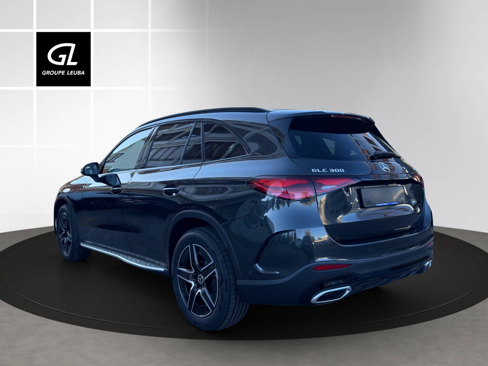 MERCEDES-BENZ GLC 300 4Matic 9G-Tronic-image-3
