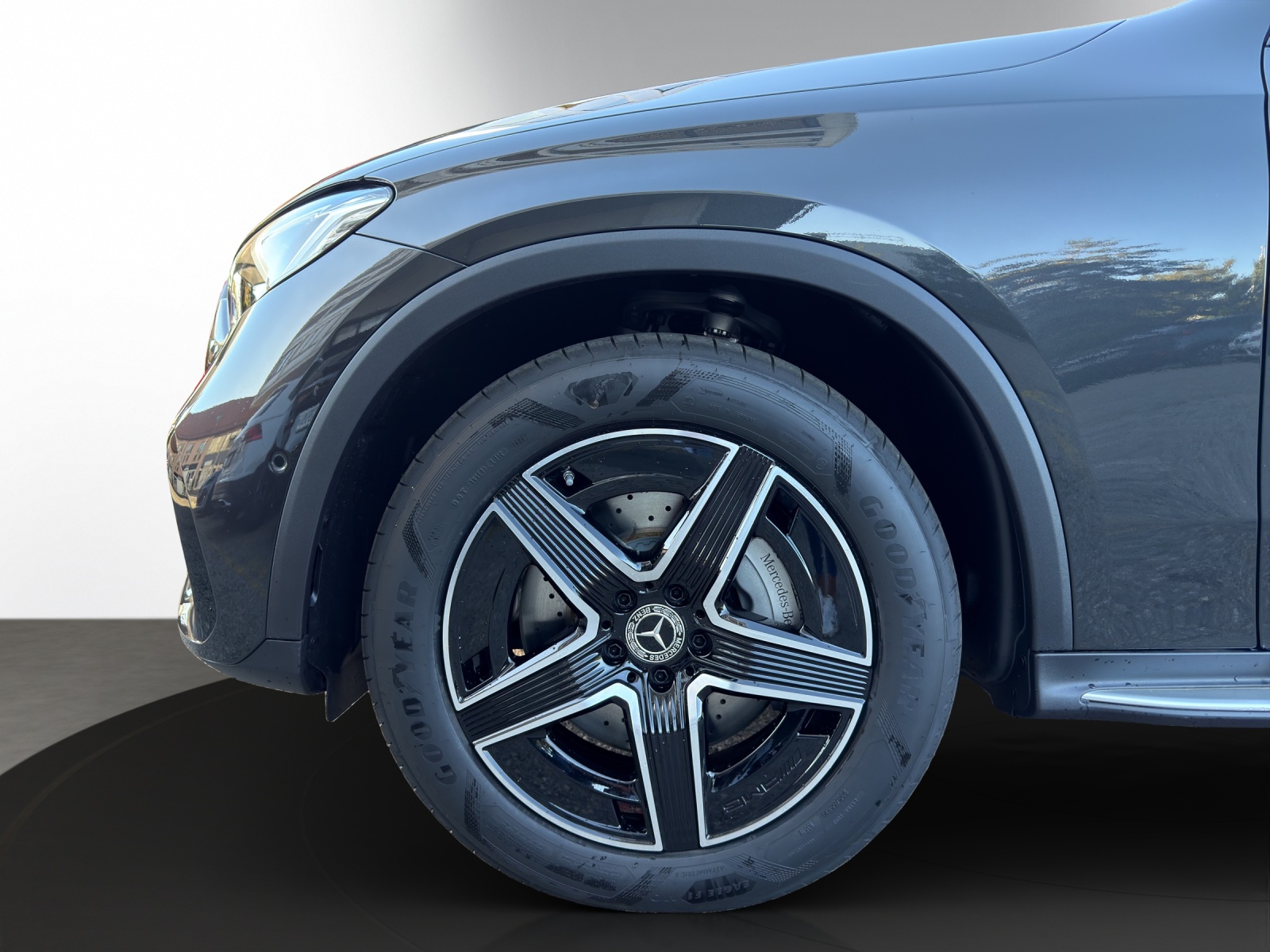 MERCEDES-BENZ GLC 300 4Matic 9G-Tronic-image-6