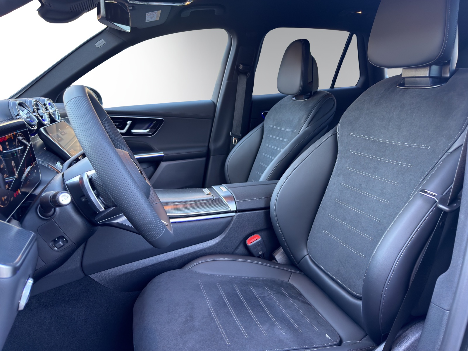 MERCEDES-BENZ GLC 300 4Matic 9G-Tronic-image-8