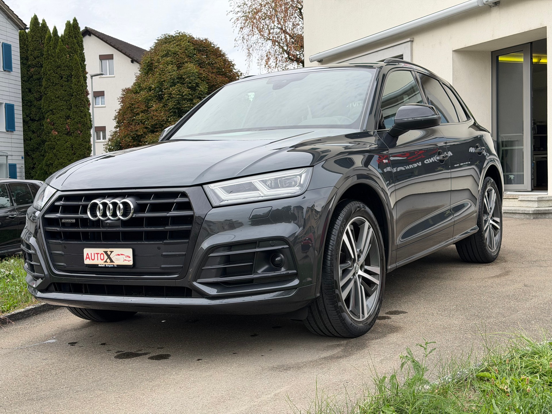 AUDI Q5 40 TDI design quattro S-tronic S-Line 360*Kamera Standheizung-image-1