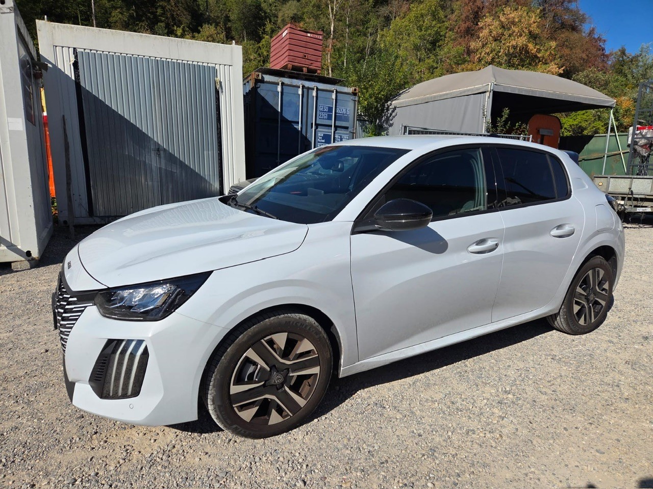 PEUGEOT 208 1.2 MHEV 110 GT-image-0
