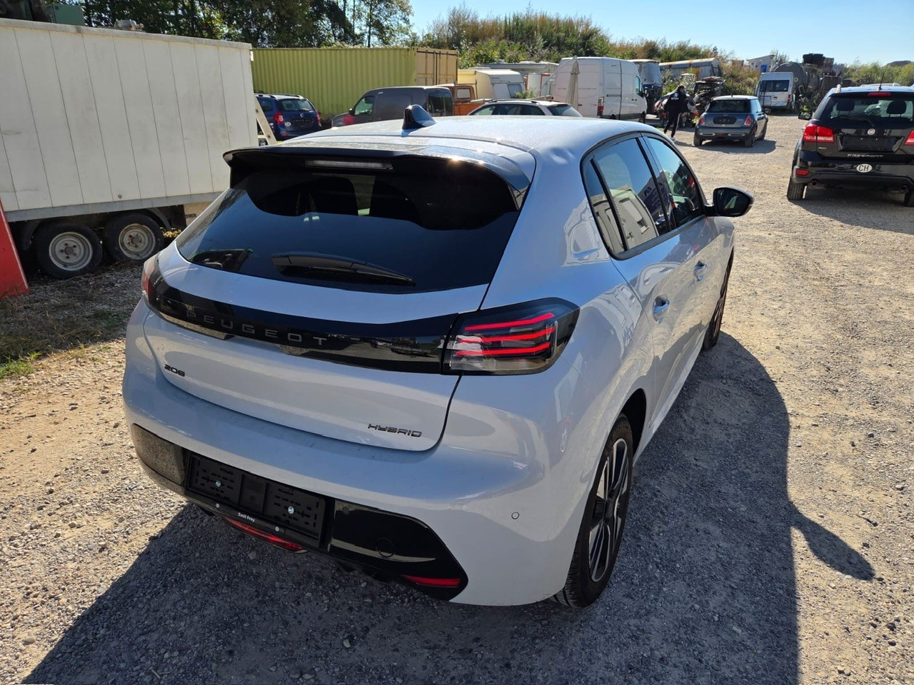 PEUGEOT 208 1.2 MHEV 110 GT-image-4