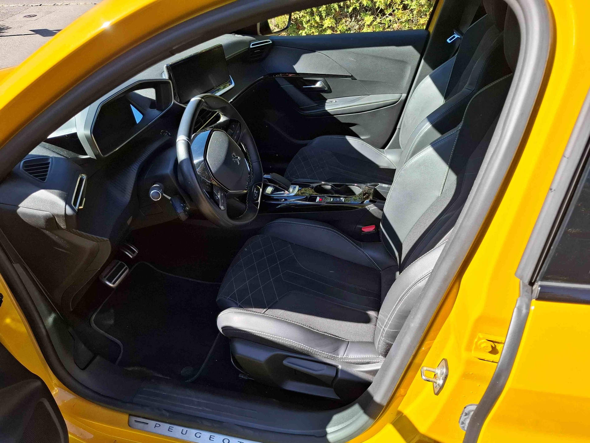 PEUGEOT e-GT Pack-image-4