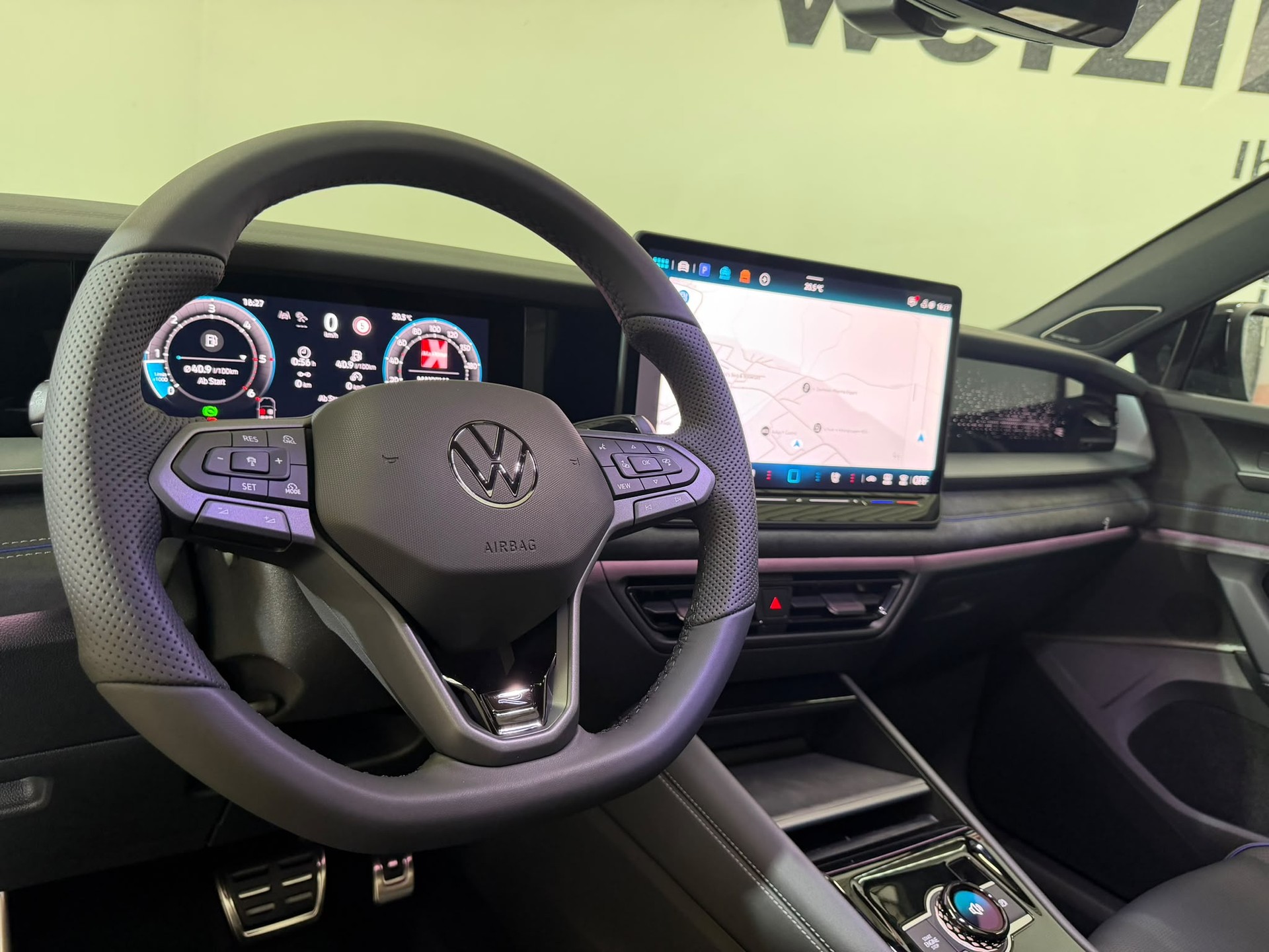 VW Tayron 2.0 TDI SCR R-Line United 4Motion DSG-image-5